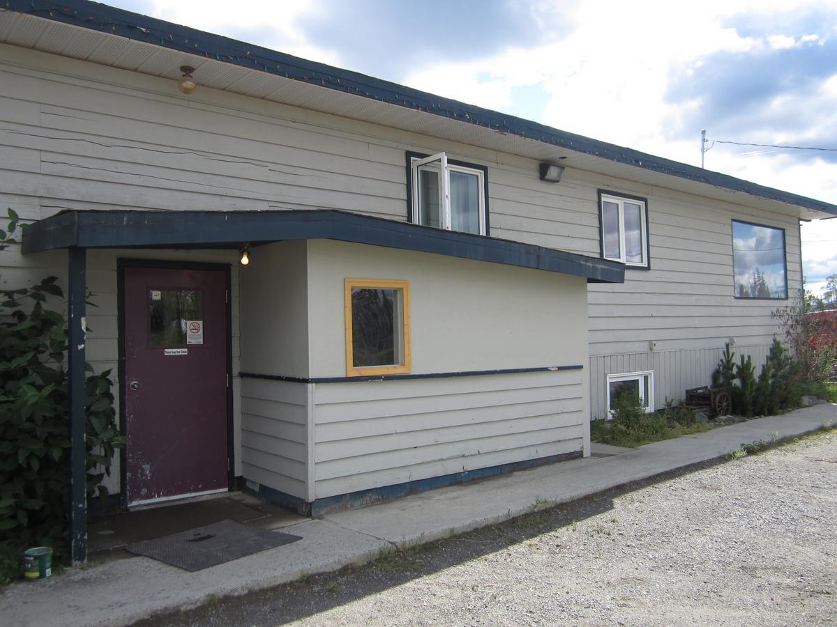 Nisutlin Trading Post Motel Teslin 외부 사진